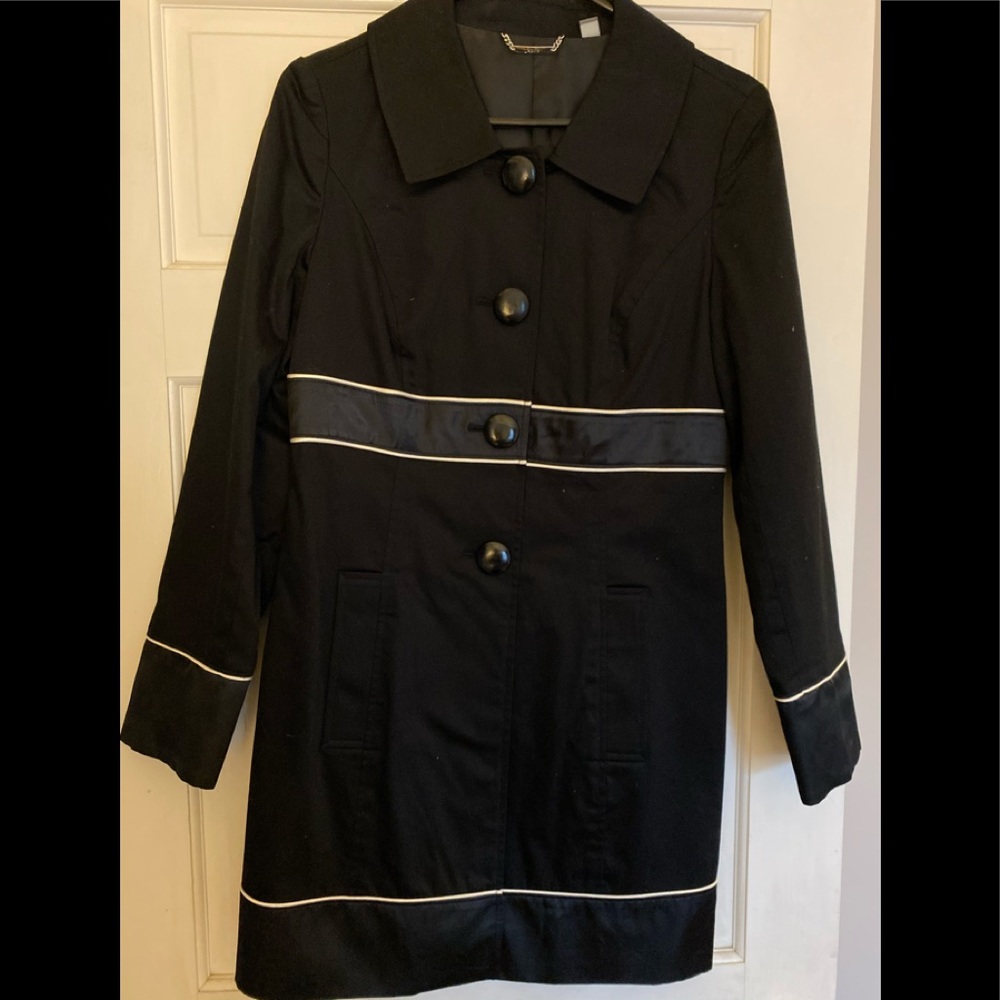 Black trench spring coat